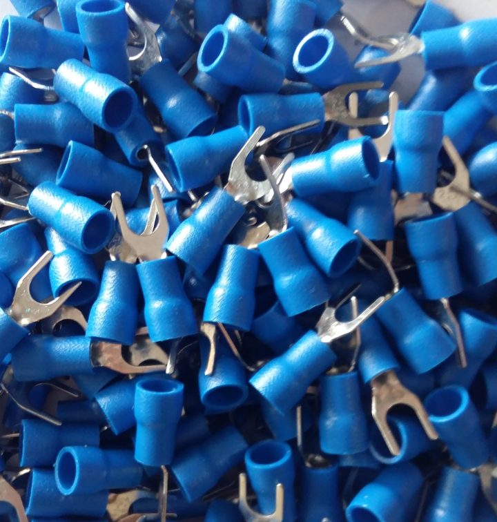 2.5mm Utype Blue Insulated Thimble/ Cable Lug (Pack of 100 Pcs) > Automation & Controls