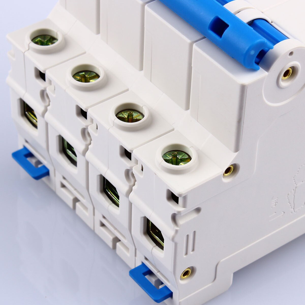 CHINT Miniature Circuit Breaker (MCB) 6kA (NXB-63C) 4pole - Image 2