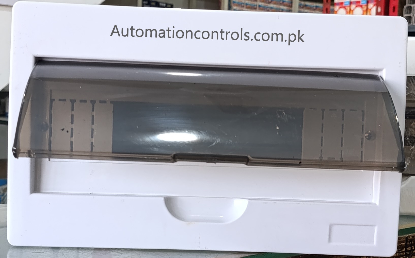 Electrical Iron/metal base distribution box 15way for MCB with channel - Image 2